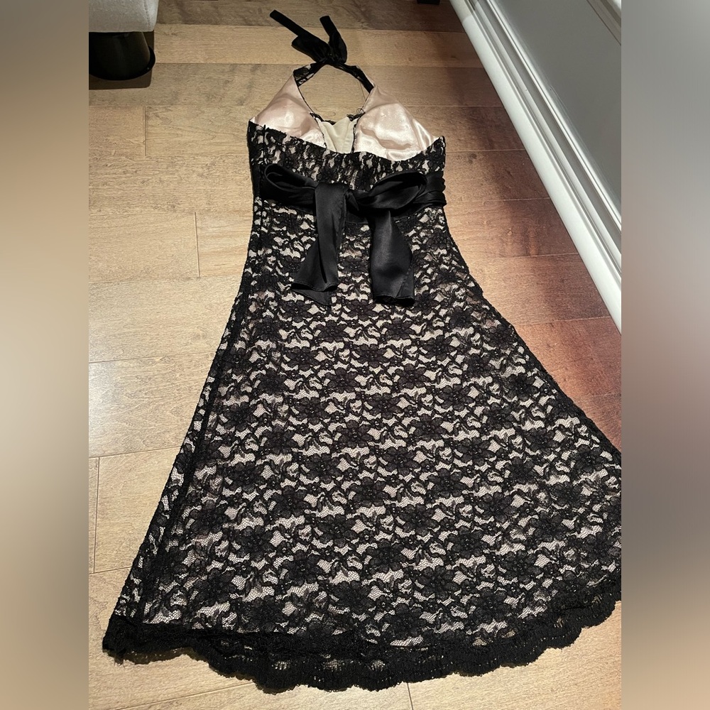 White House Black Market size 0 halter lace dress - Picture 3 of 10